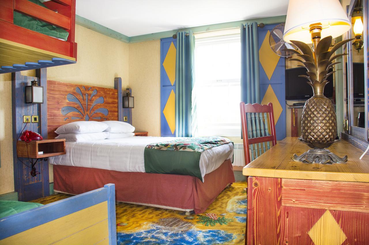Splash Landings Hotel Biddulph  Extérieur photo